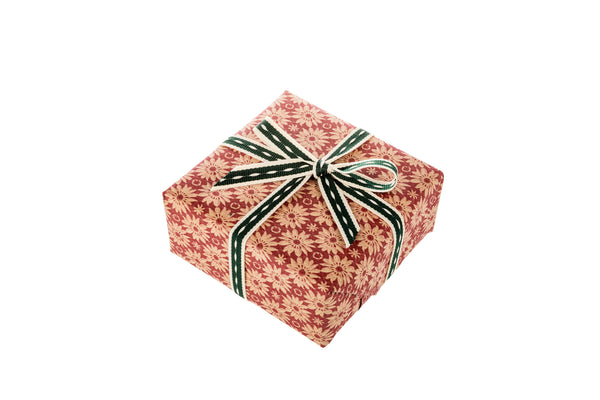 3m x 70cm roll recyclable Gift Wrap, Faded Red with Daisies